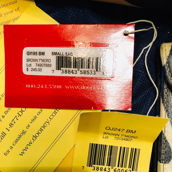 Dooney & Bourke Giraffe Sac only (no wallet) - Picture 6 of 6